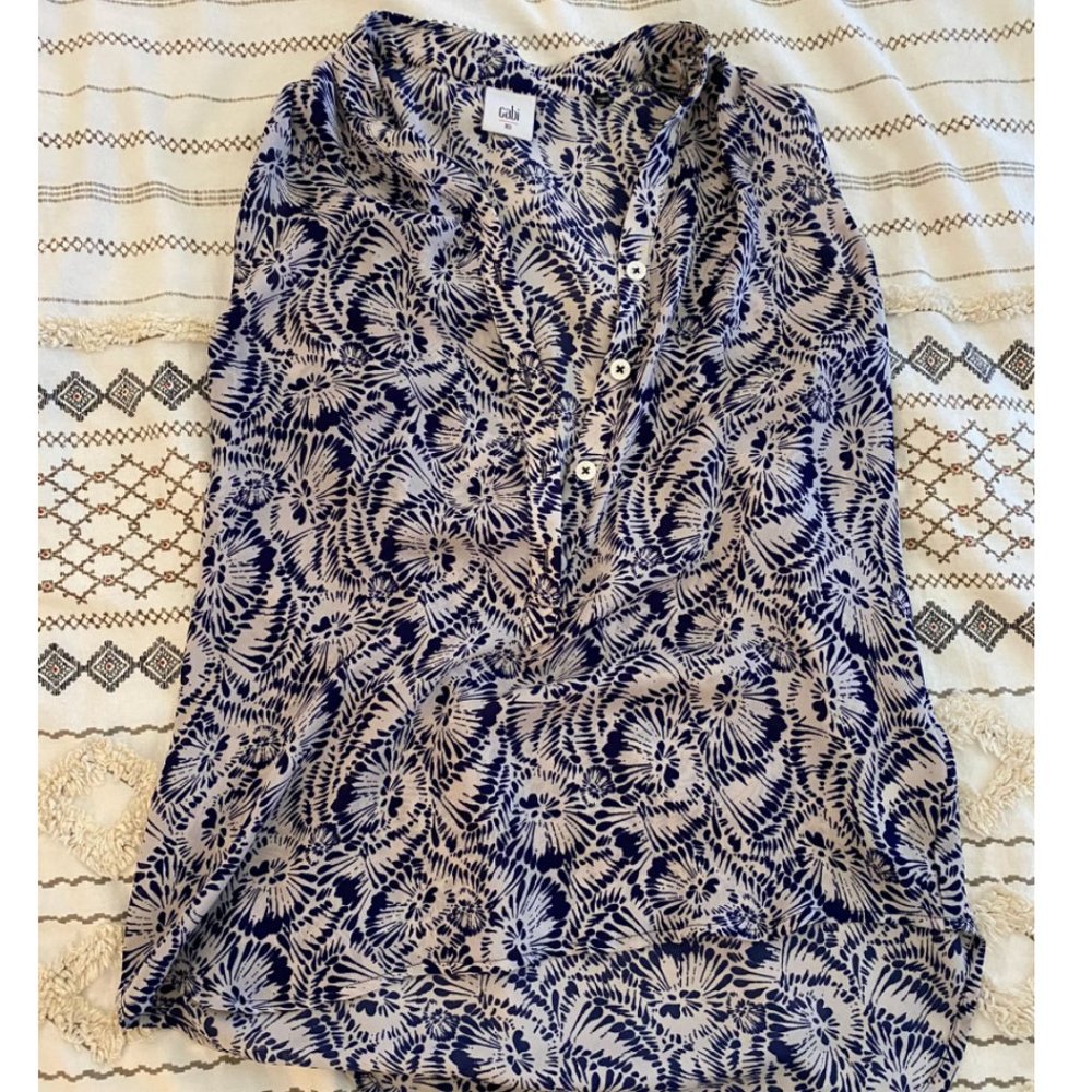 CAbi sleeveless blouse
